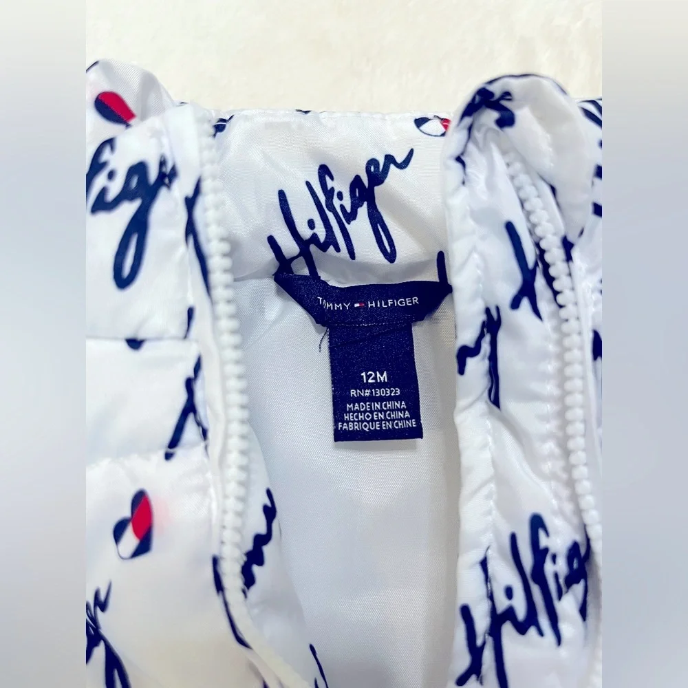 Tommy Hilfiger Vest Size 12M‎